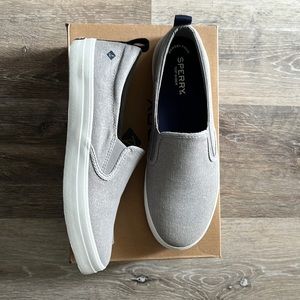 Sperry Brand Crest Twin Gore Grey Slip On. * Brand New in box Size 8.5m